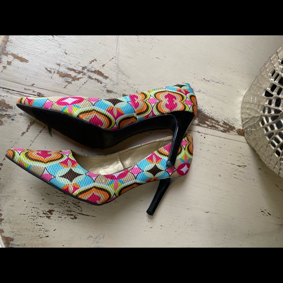 NWT - Picture 3 of 7